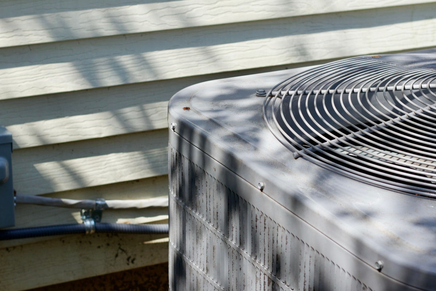 An HVAC system that needs to be replaced after the 2025 refrigerant changes.